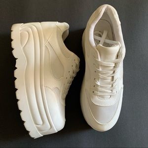 H&M | White Platform Sneakers